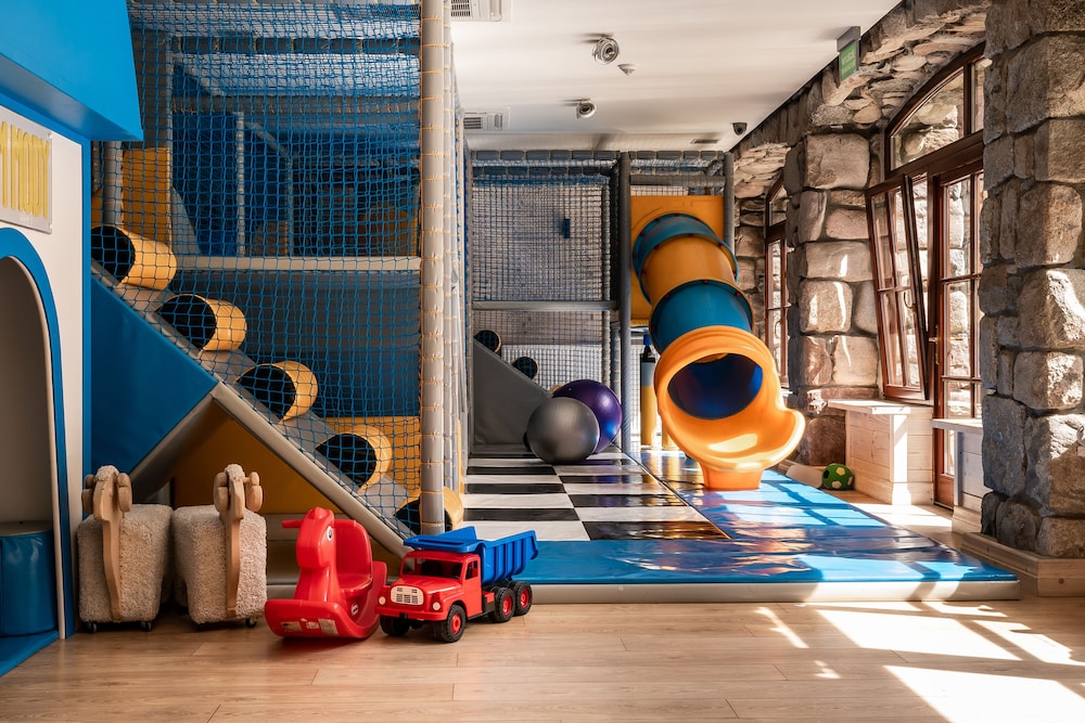 Aries Hotel Spa 44/50