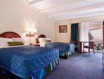 Motel6 Philadelphia, PA - Northeast 18/67