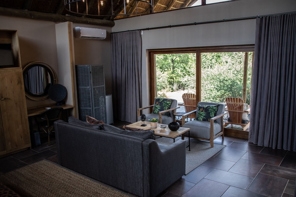 Black Rhino Game Lodge 43/69
