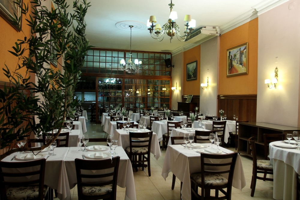 PALACE HOTEL 37/53
