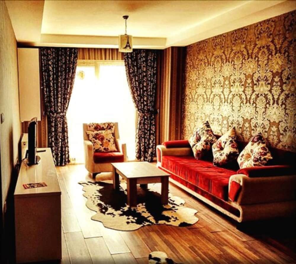 Tuyap Pin Suite 42/50