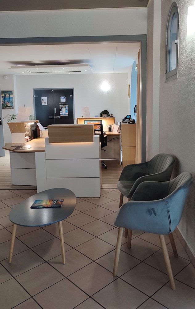 Hôtel Miramar 20/27