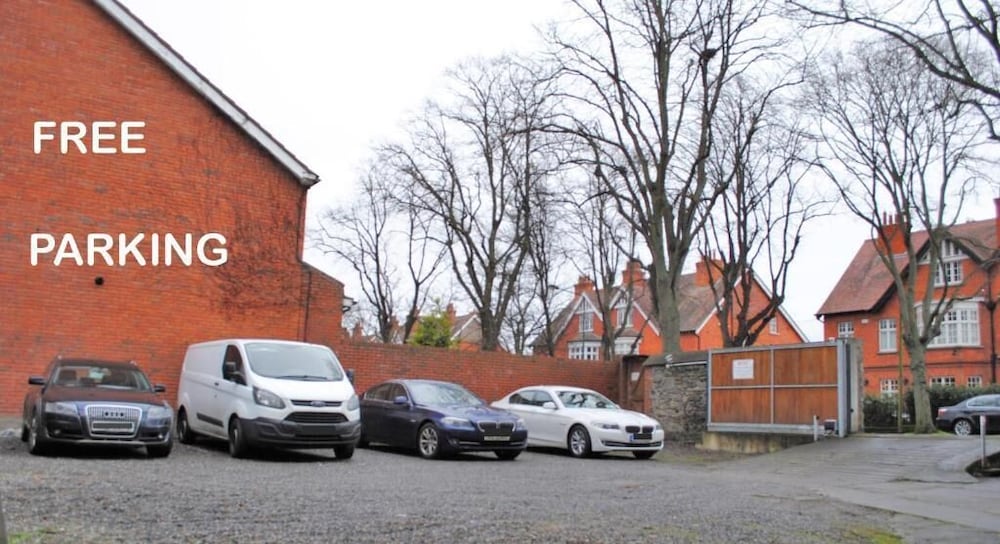 Morehampton Townhouse 52/58