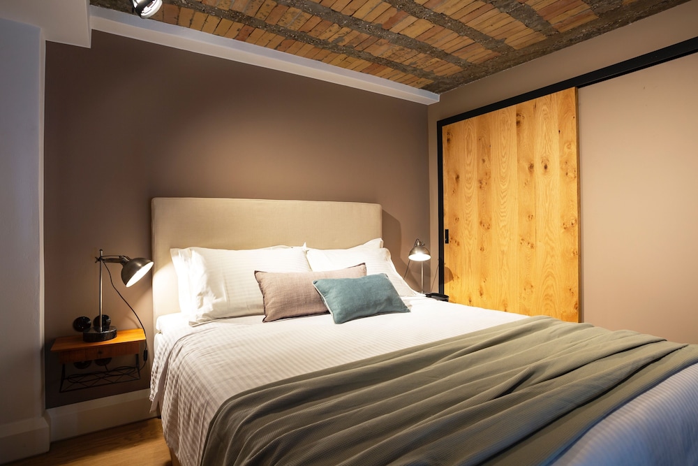The Foundry Suites Athens 15/50