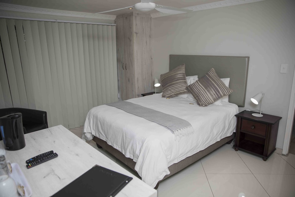 Palmwood Guesthouse 6/34