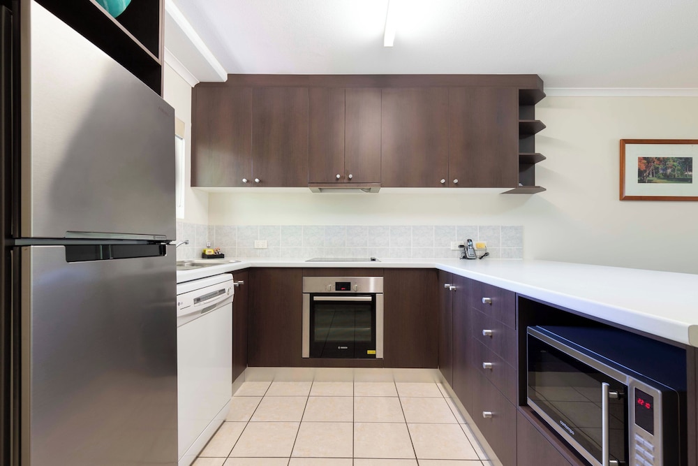 PORT DOUGLAS SANDS RESORT 62/62