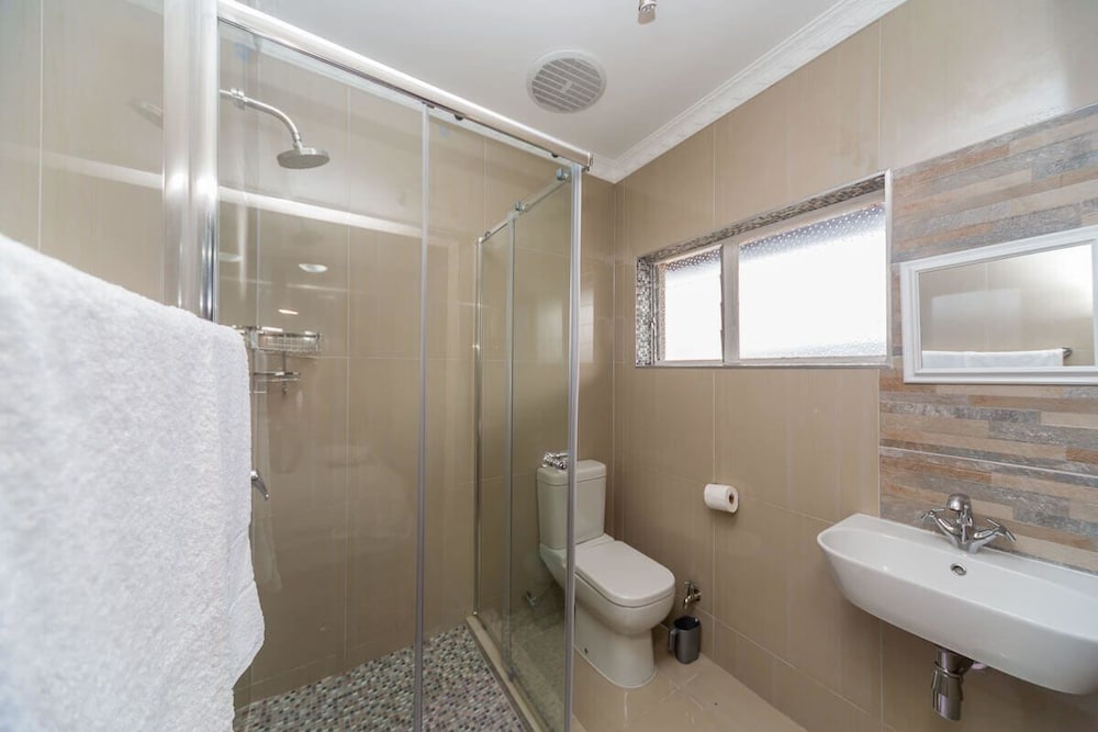 The Musafer Travel Lodge 21/28
