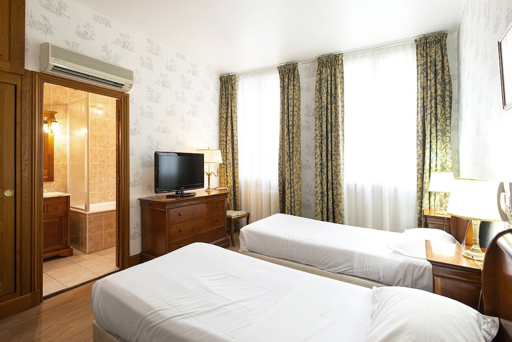 Hotel Belle Epoque 9/46