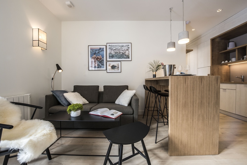 Appart hotel Le Genepy 47/68