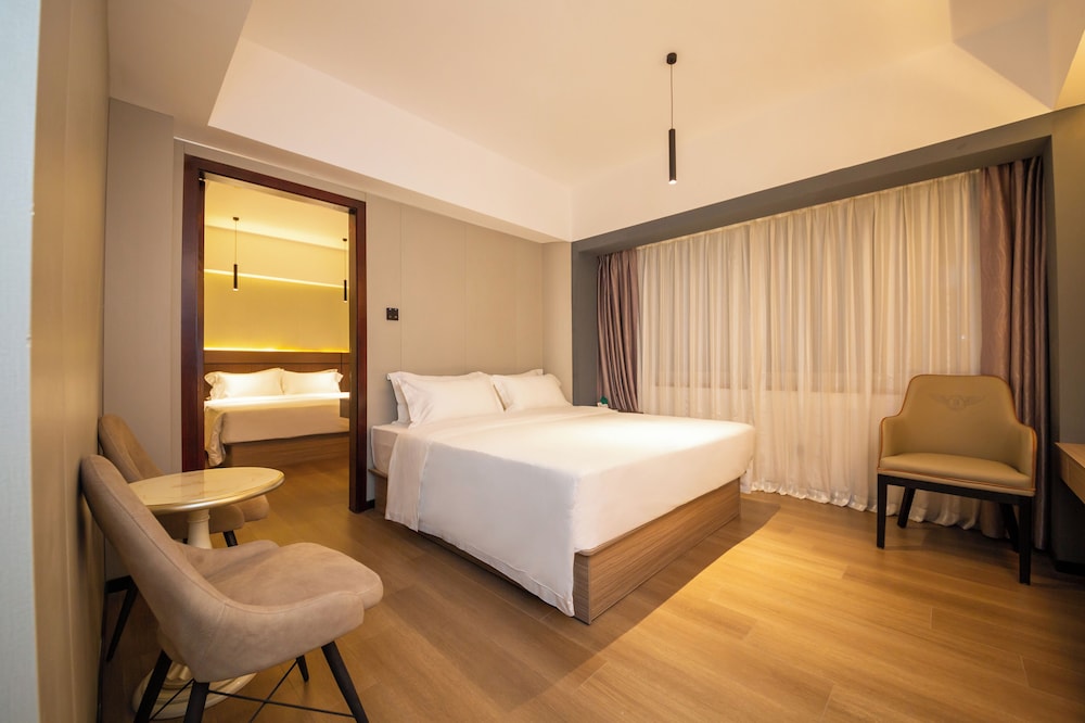 Zhuhai Jinguan Holiday Hotel 22/39