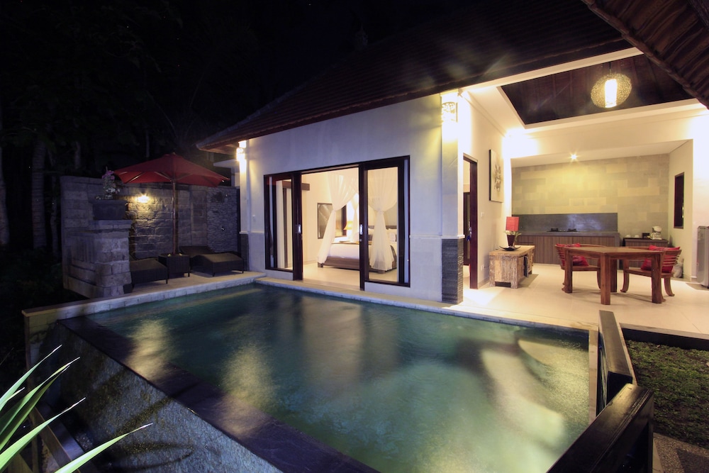 Griya Shanti Villas & Spa 13/50