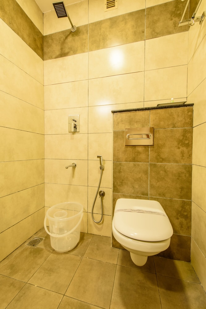 غرفة تنفيذية بسرير كينج، Hotel Bangalore Gate 9/10