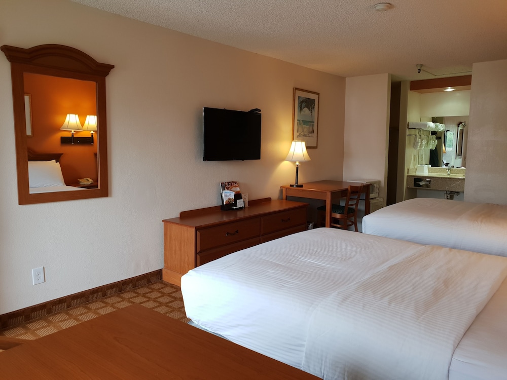 Downtown SLO Inn 32/60