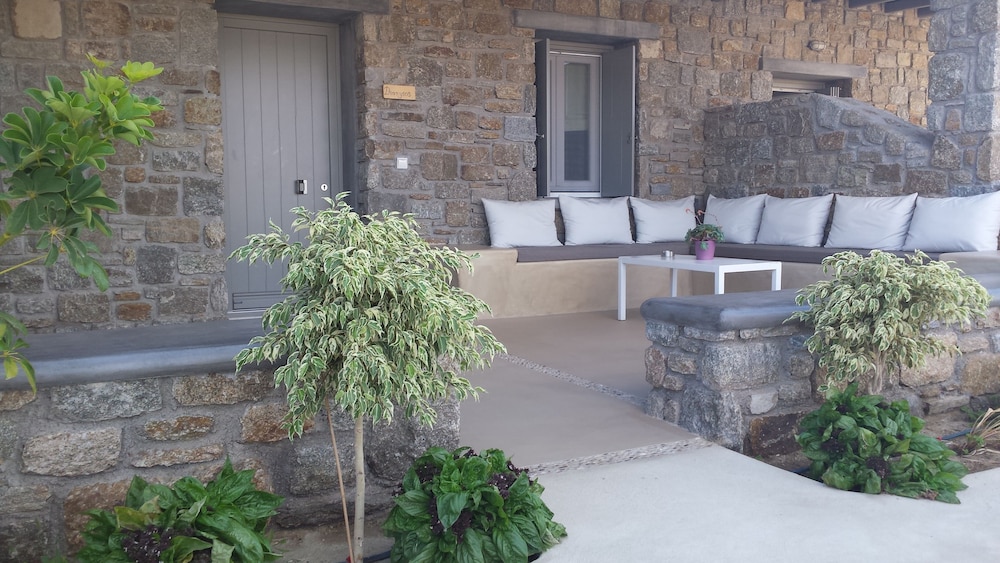 Ac Village Christoulis 26/50