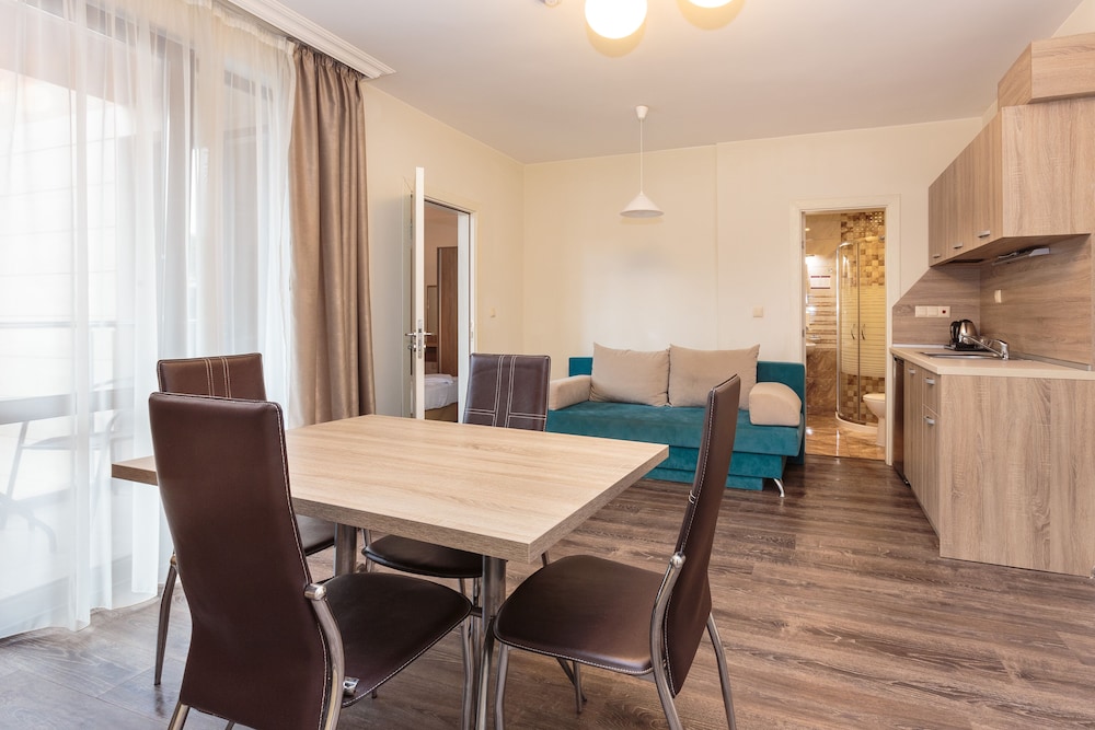 Tarsis Hotel & Aquapark 49/58