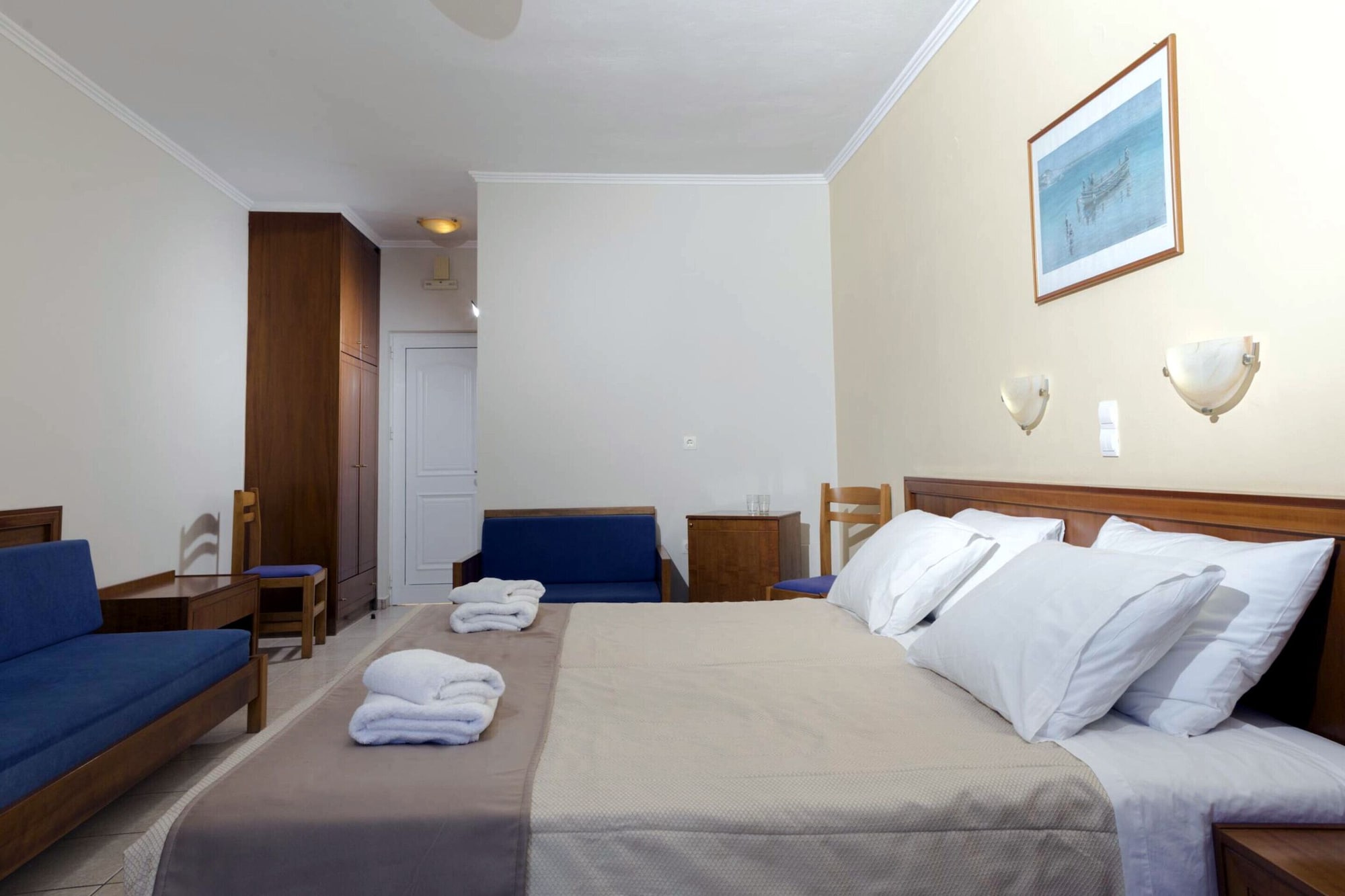 STANDARD, SIDE SEA VIEW
