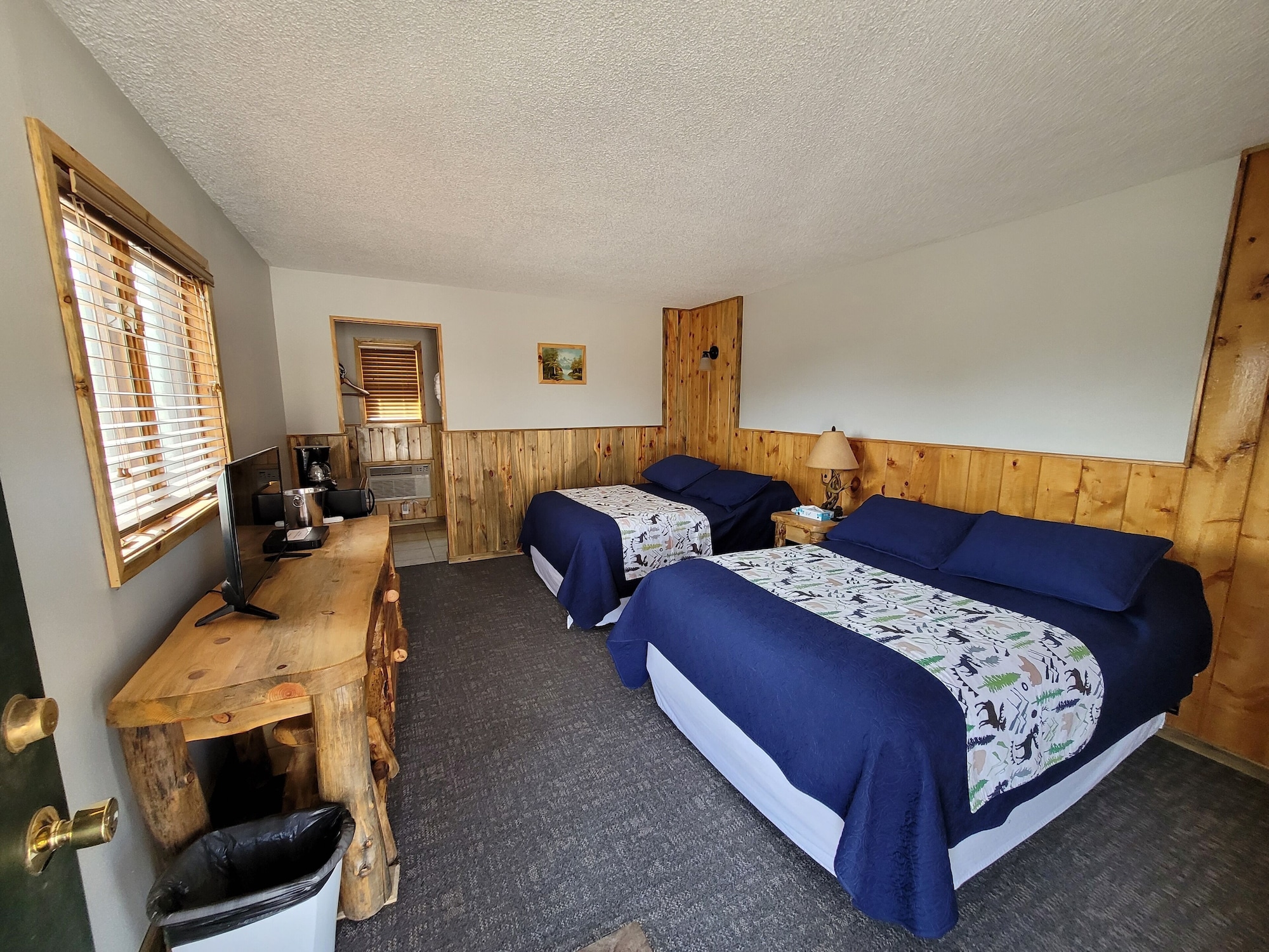 Comfort, 2 Queen Beds