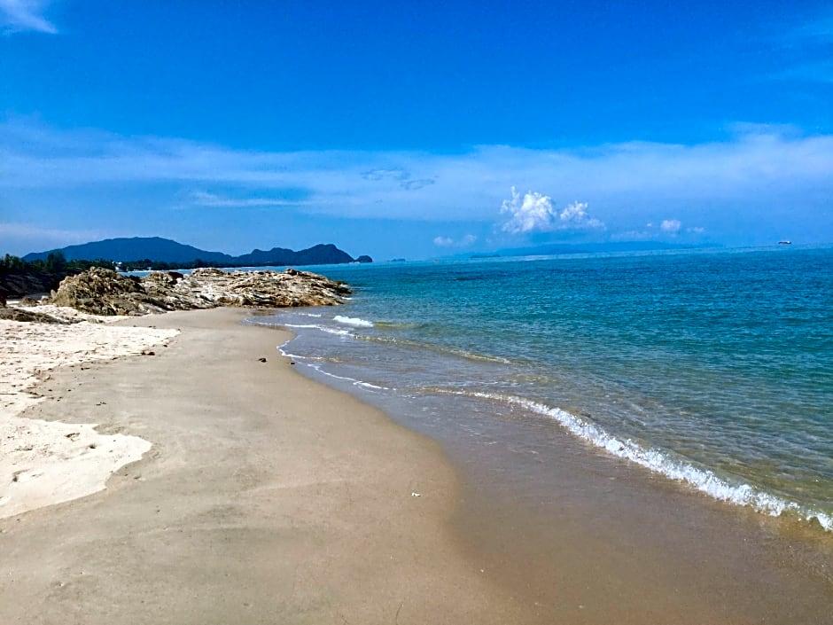 Khanom Hill Resort 18/50