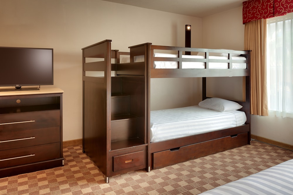 Cortona Inn And Suites 28/78