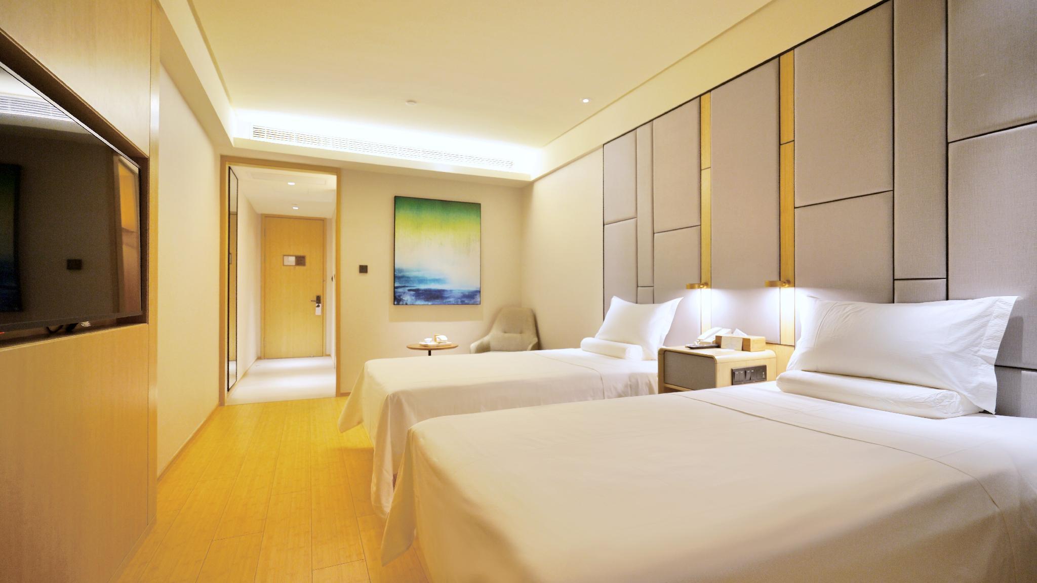 Relax, Twin Beds