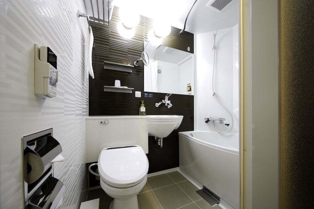 Travelodge Kyoto Shijo Kawaramachi 47/50