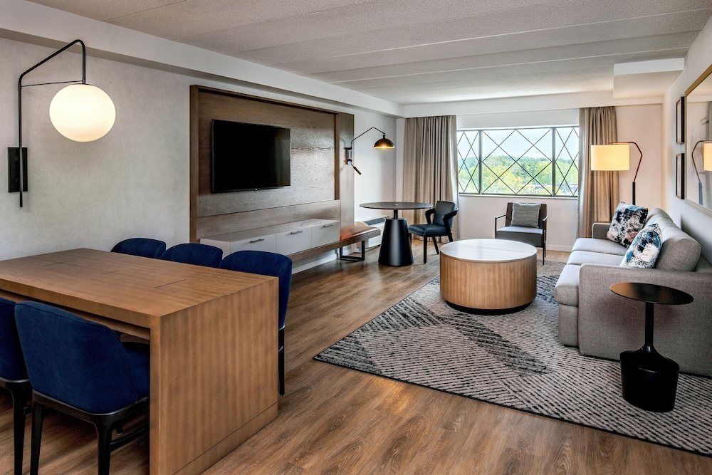 Sheraton Nashua 20/41
