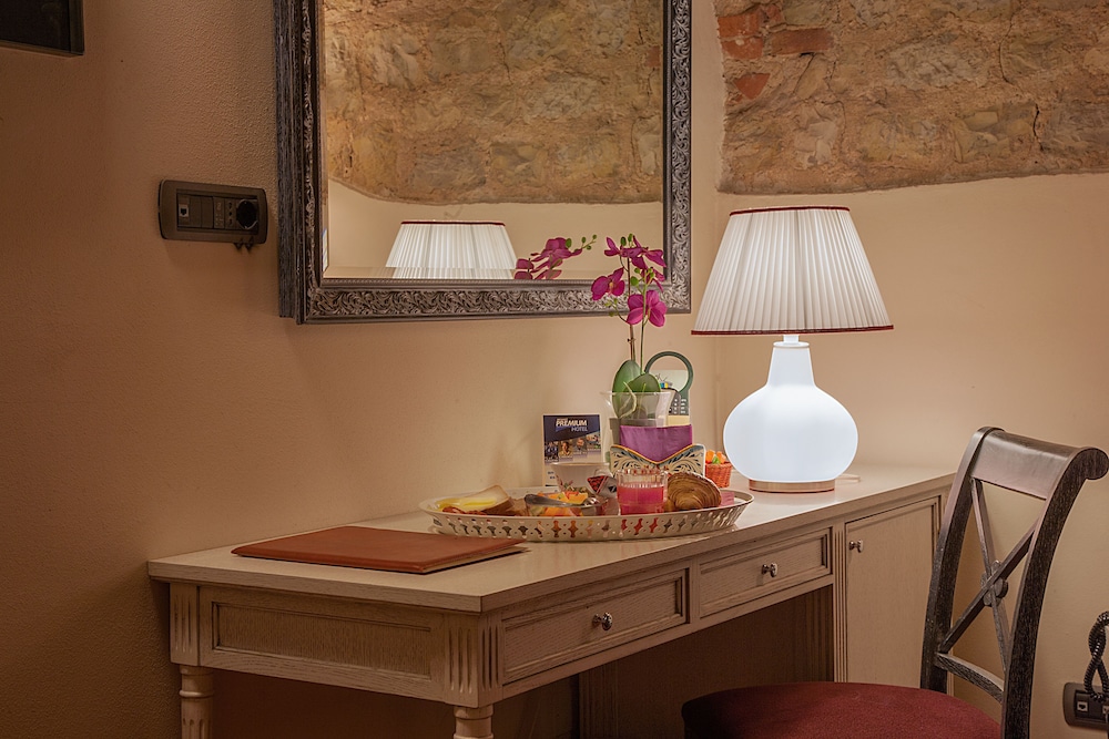 Country Hotel Borgo Santippolito 53/70