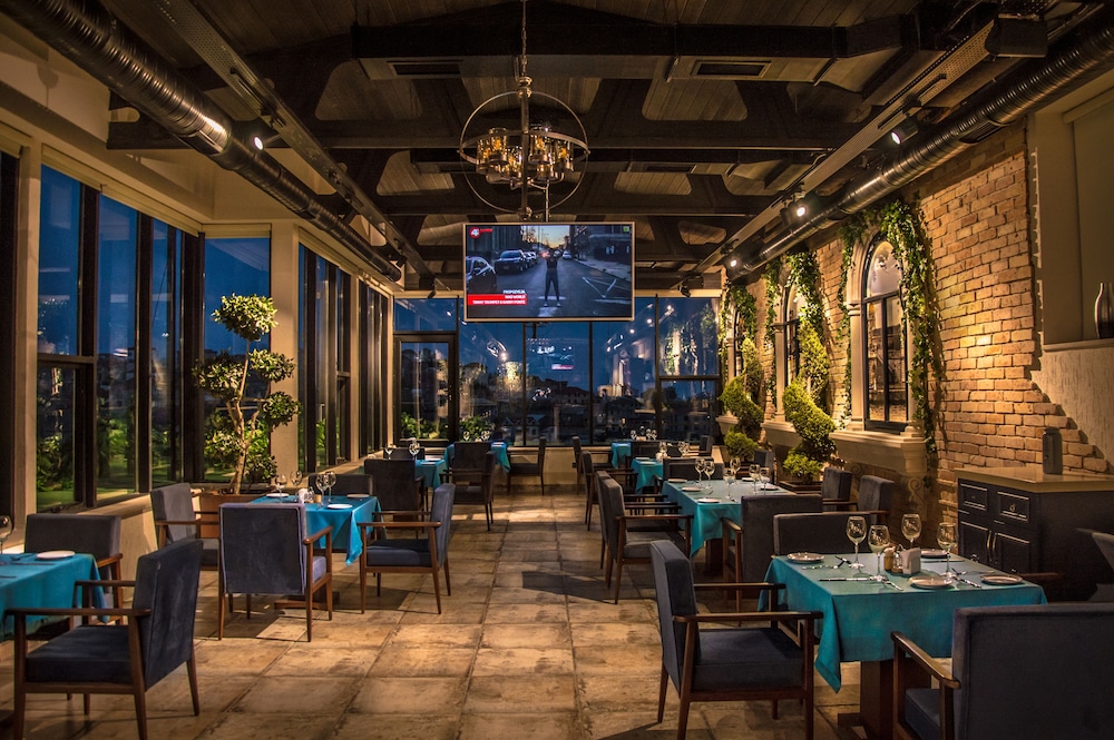 Hillmond Hotel Baku 52/61