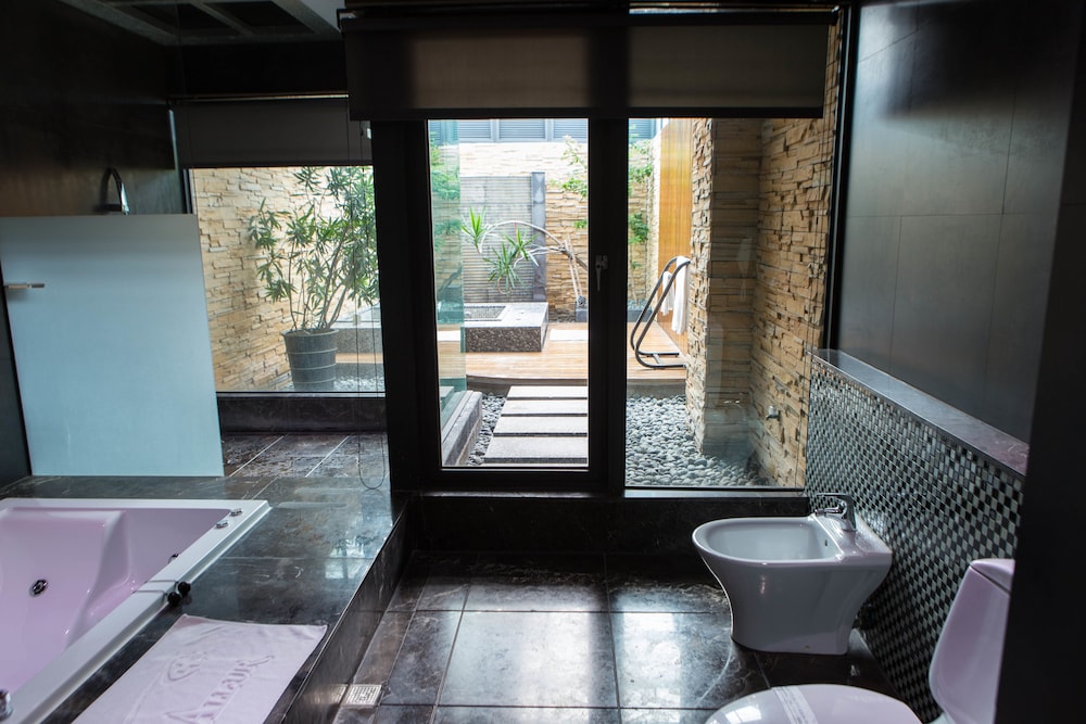 All-Ur Boutique Motel Kaohsiung Branch 93/100