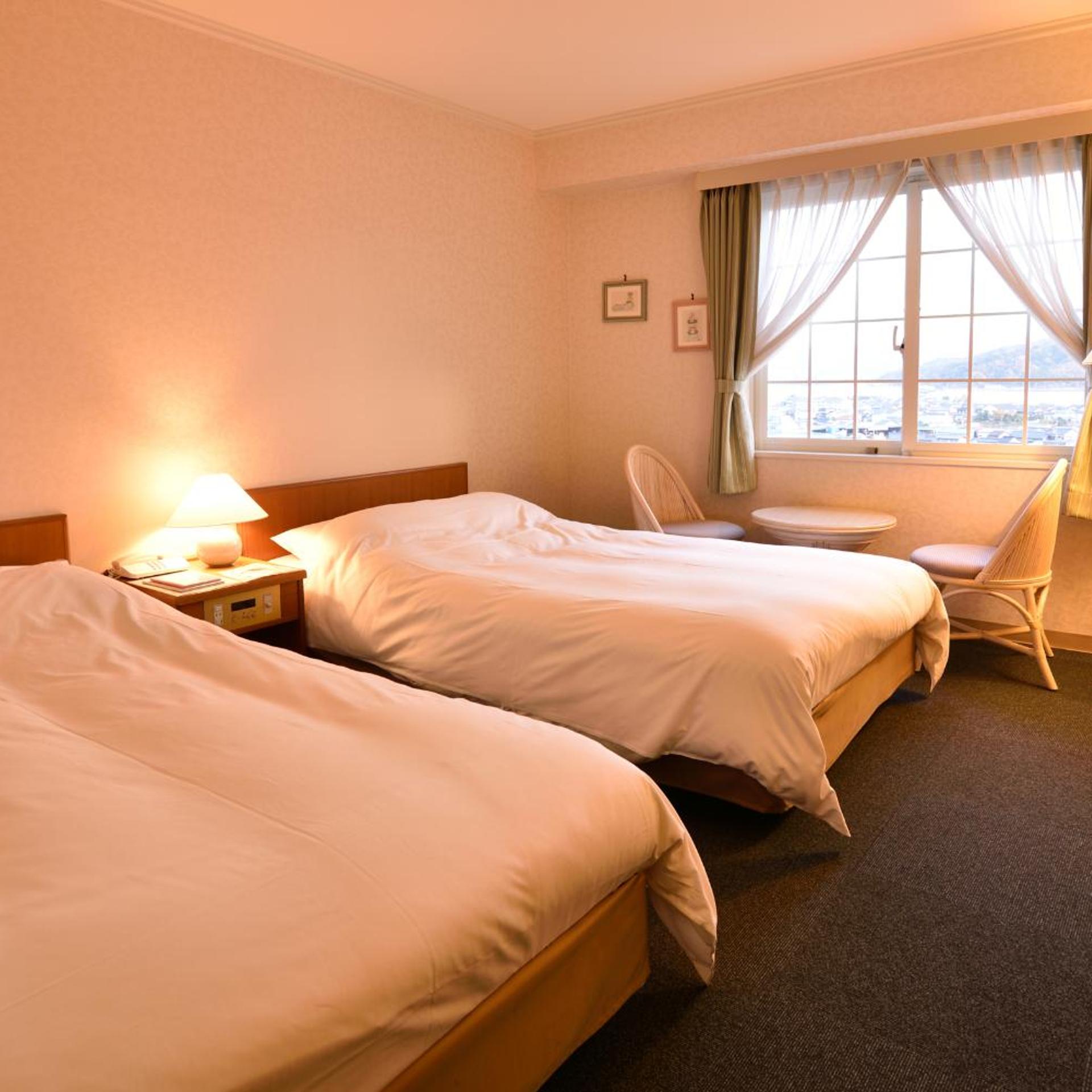 STANDARD, TWIN BEDS