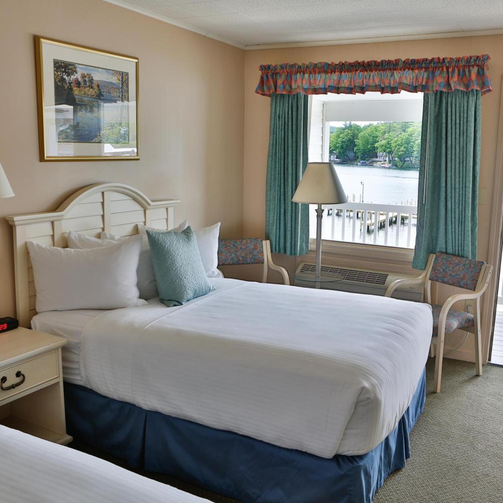 Aqua, Beach Front
