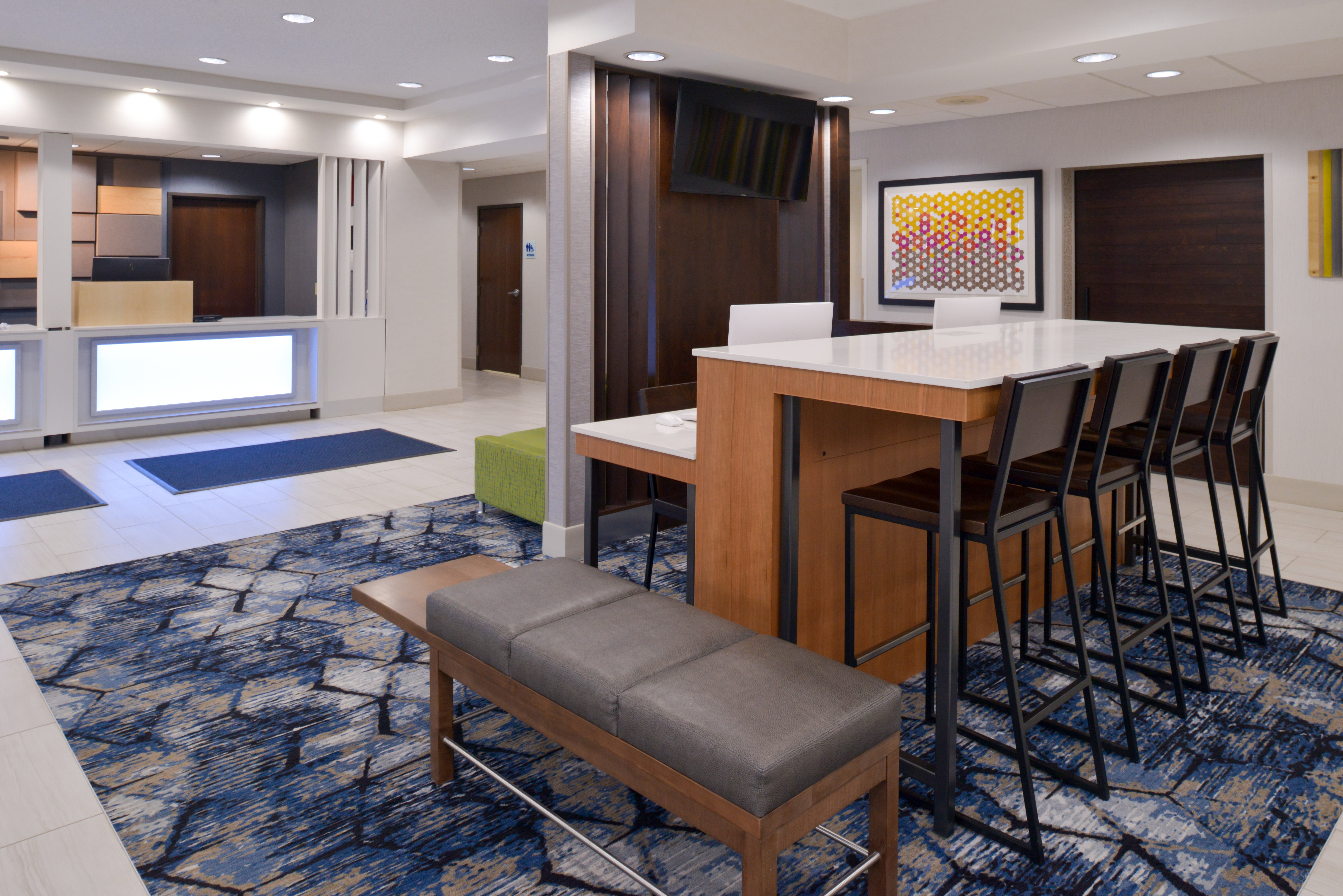 Holiday Inn Express Wixom 26/29