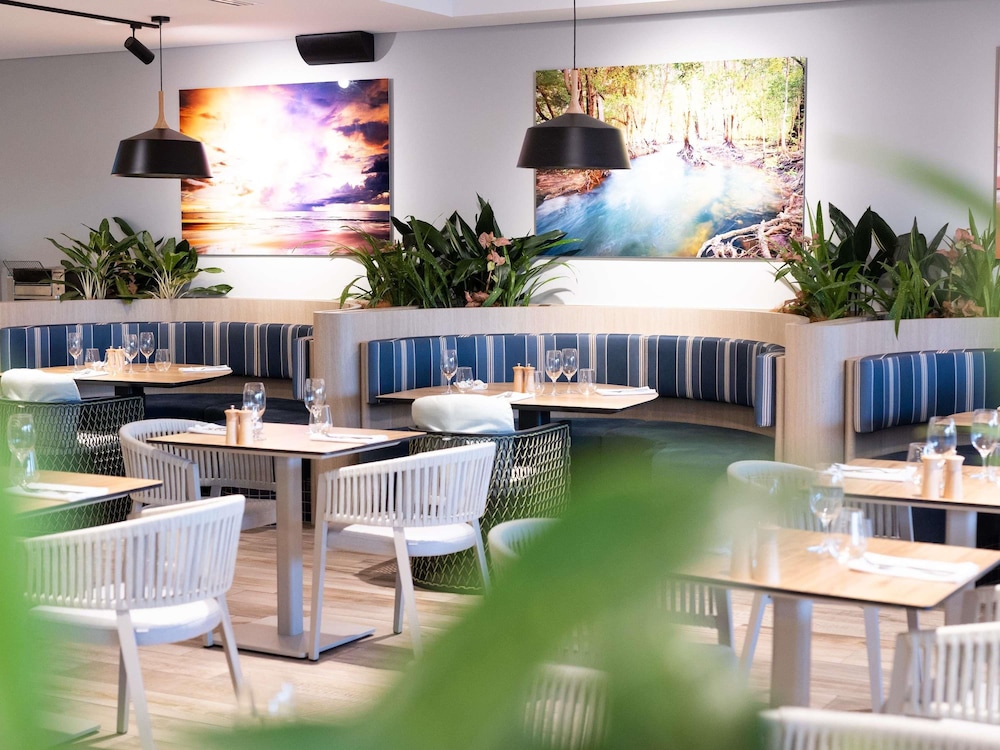 Ibis Darwin Airport Hotel 42/45
