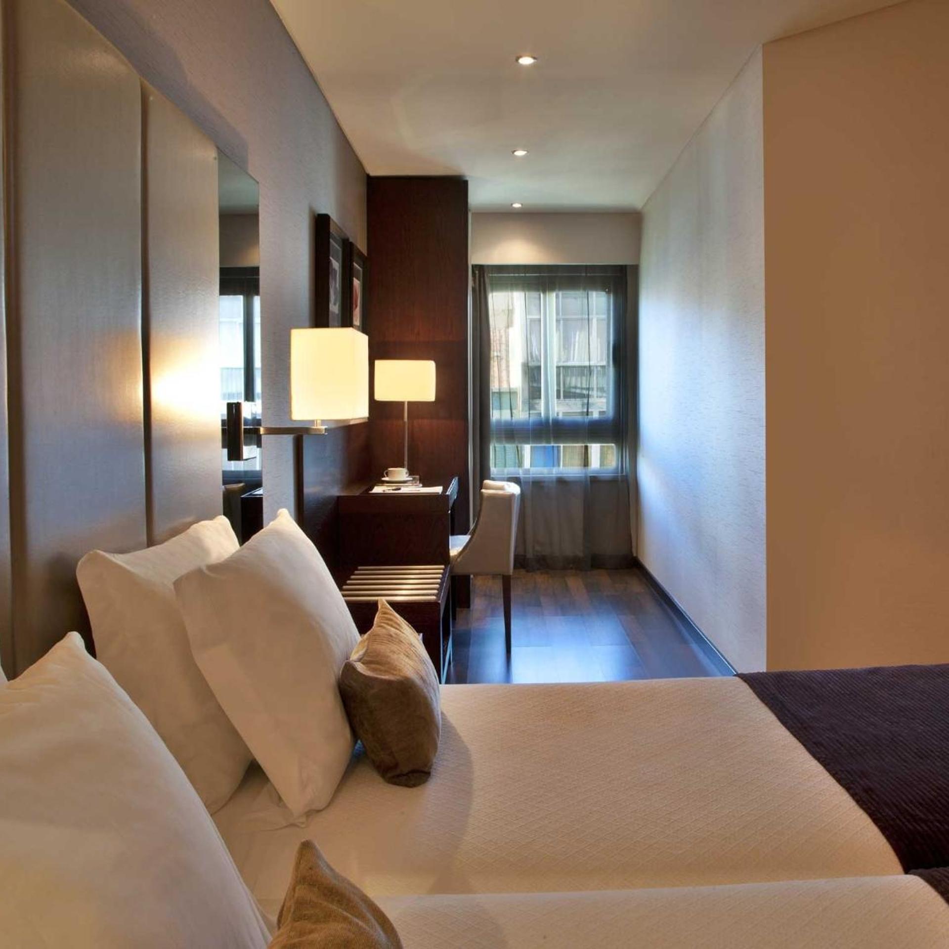 Room, Single
