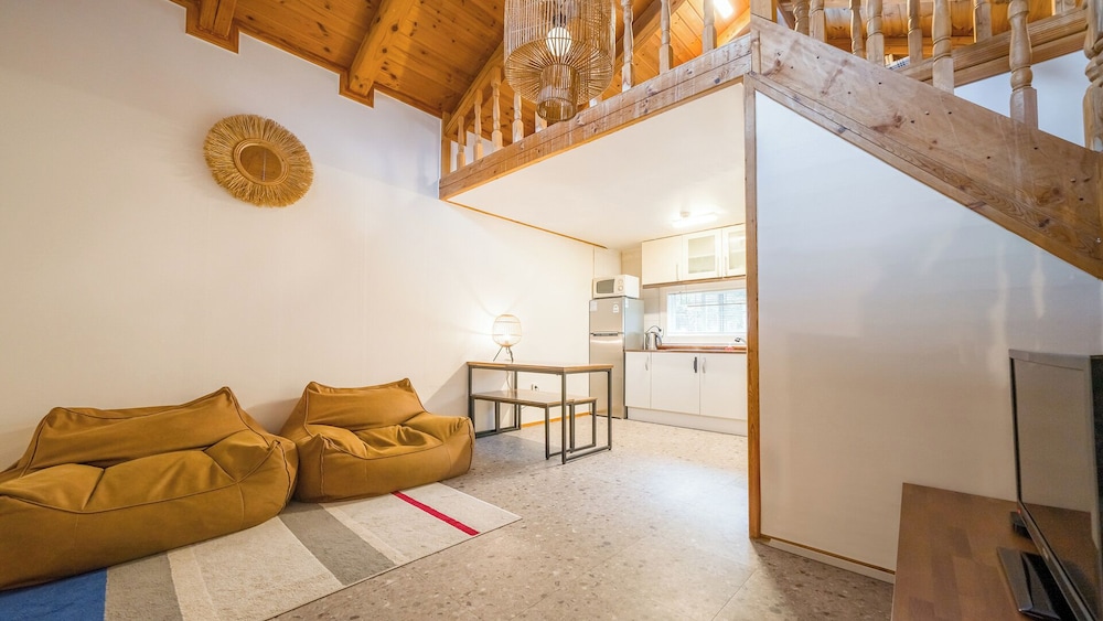 Gapyeong Botanical Pension 33/50