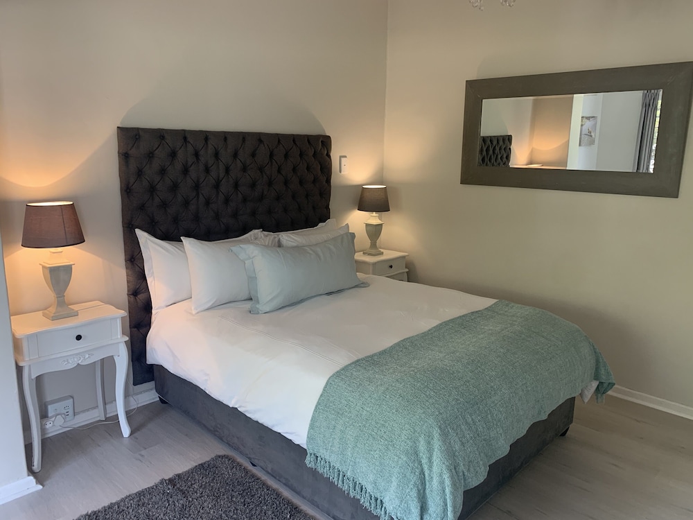 Beluga of Constantia Guest House 9/42