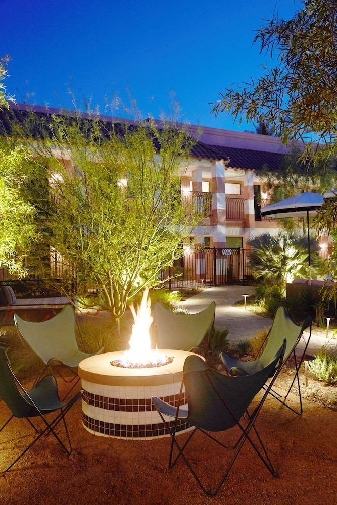 Sands Hotel and Spa 2/32