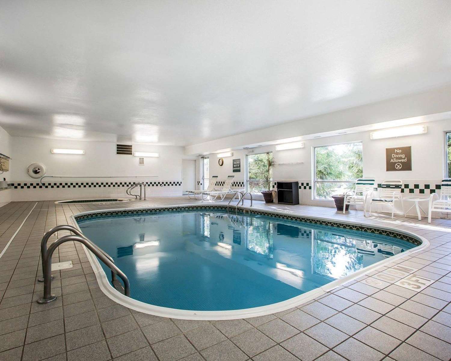 Quality Inn Dayton North - Vandalia 16/20
