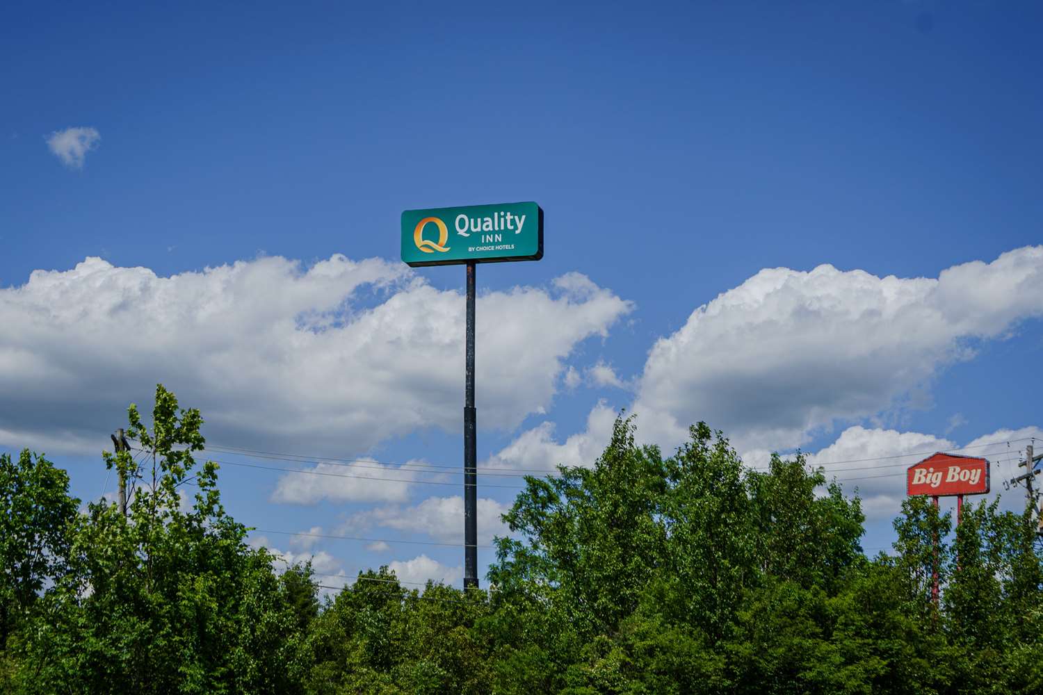 Quality Inn I-75 West Chester-North Cincinnati 12/49