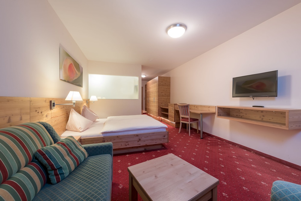 Hotel Leonhard 57/73