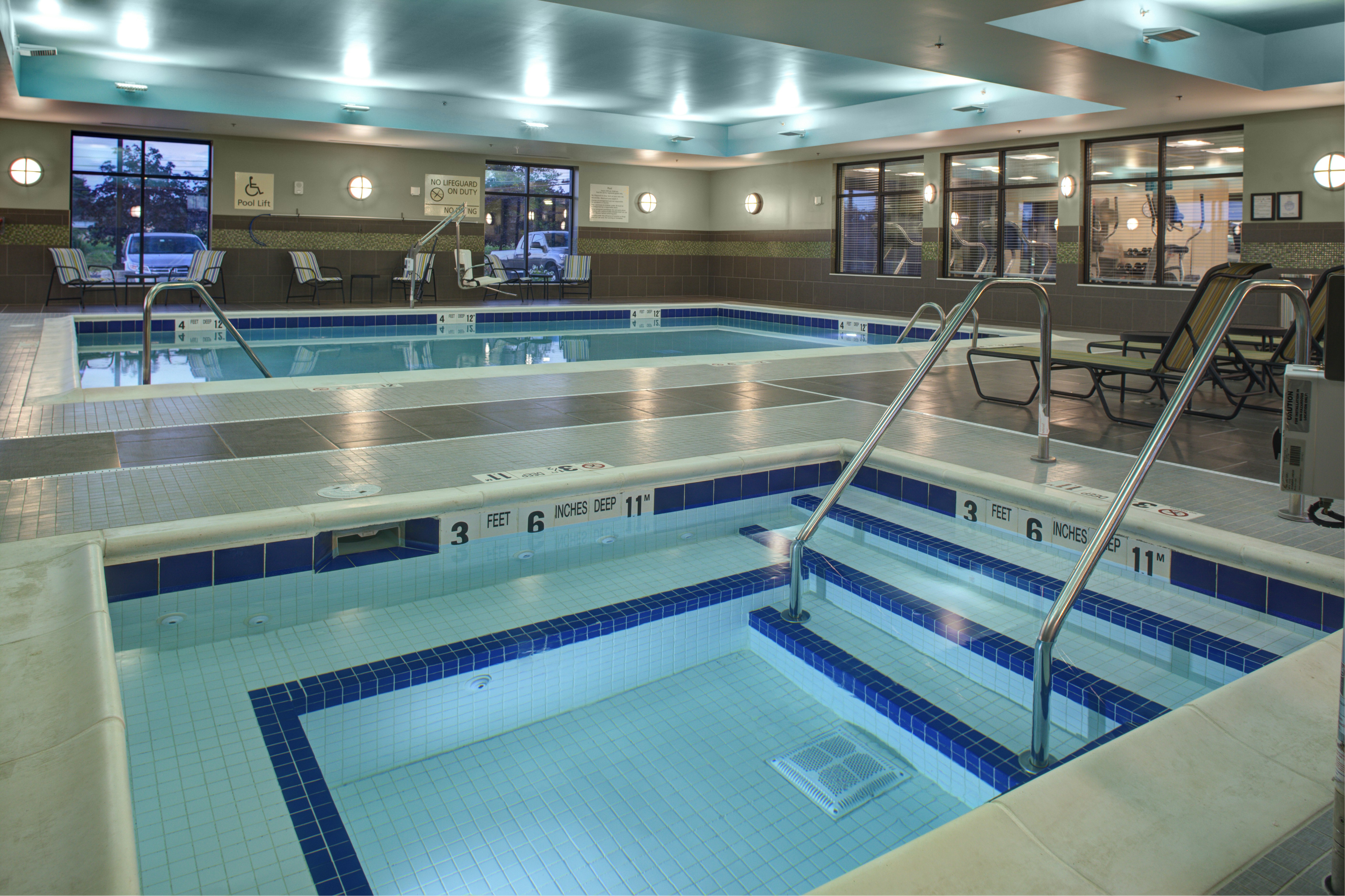 Hampton Inn Suites Syracuse North Airport Area 34/64