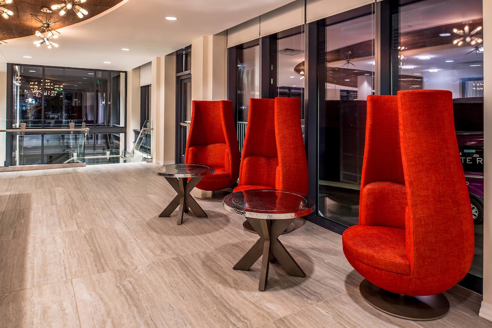 Residence Inn Pittsburgh Oakland University Place 24/48
