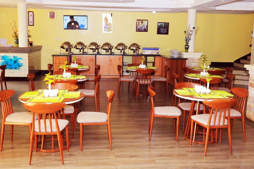 Cephas Inn 55/66