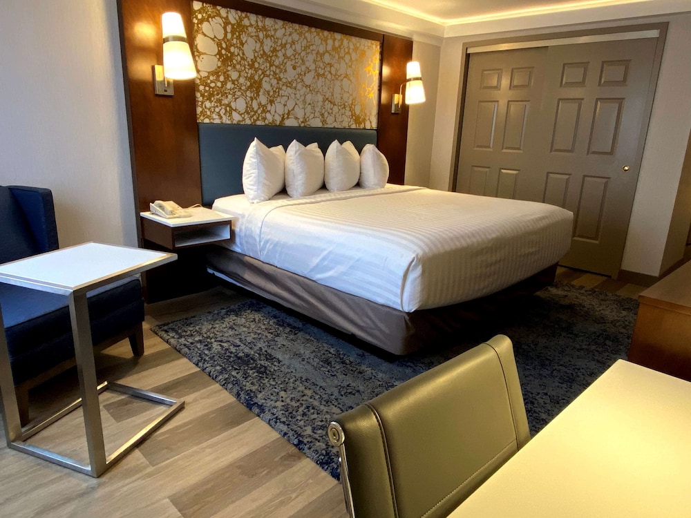 غرفة قياسية بسرير كينج، The Westfield Inn, BW Signature Collection 10/10