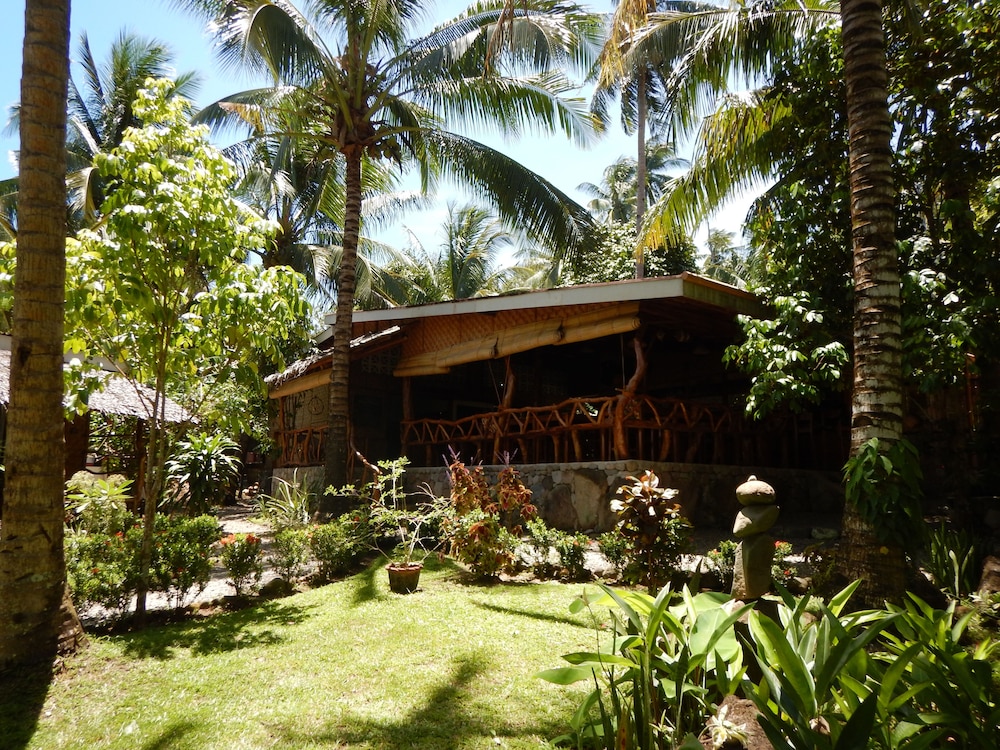 Camiguin Volcan Beach Eco Retreat Dive Resort 66/68