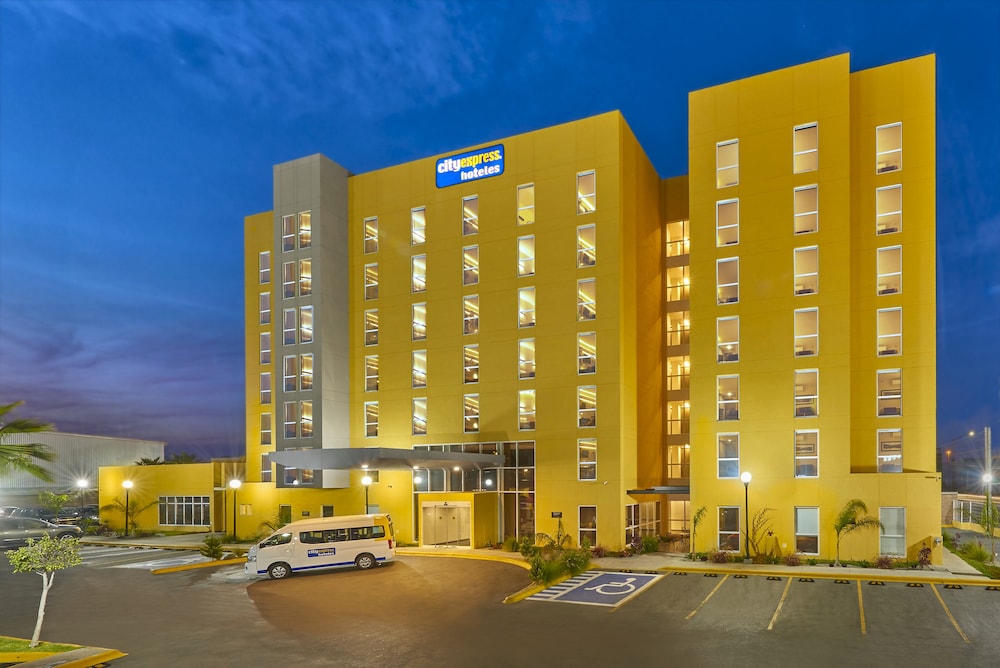 City Express by Marriott Tijuana Otay 1/38