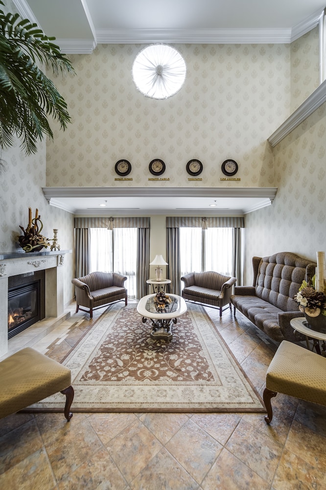 Monte Carlo Inn Brampton Suites 44/54