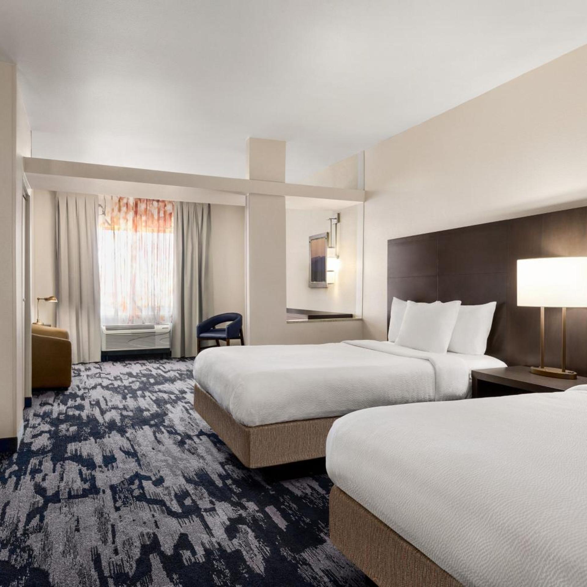 Suite, Queen Bed