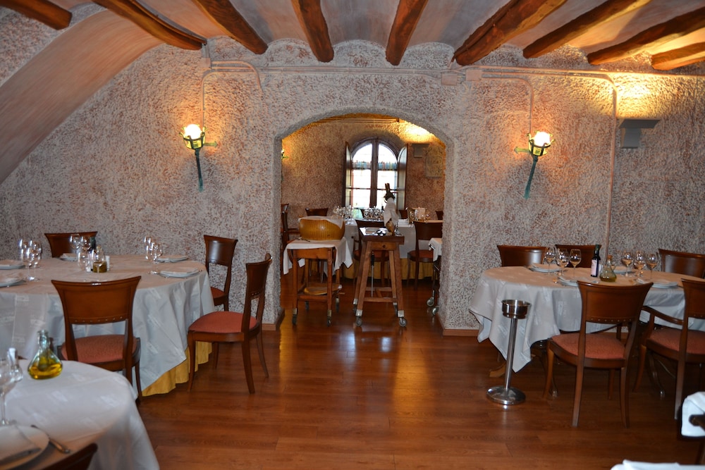 Hotel Restaurant Sol i Vi 32/50