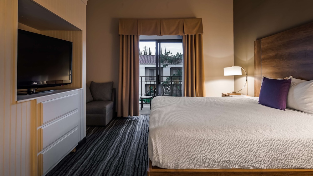 Best Western Posada Royale Hotel & Suites 12/50